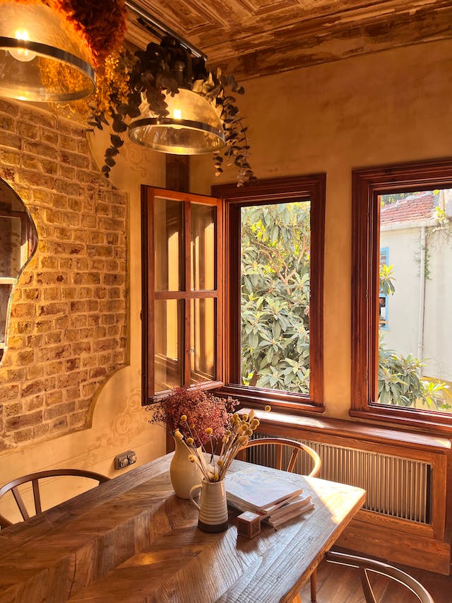 casement-windows-replacement-Hilliard-FL